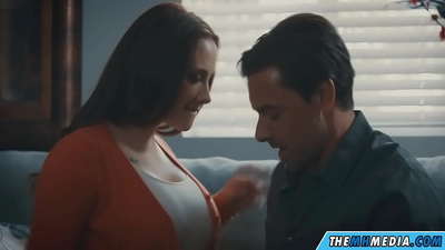 Жақсы кеуделі анамен романтикалық секс